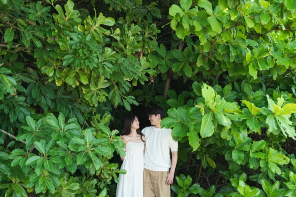 【夏季限定】2ロケ☆私服での南国ビーチ＆亜熱帯フォレスト 120カット☆ホテル送迎も可能♪